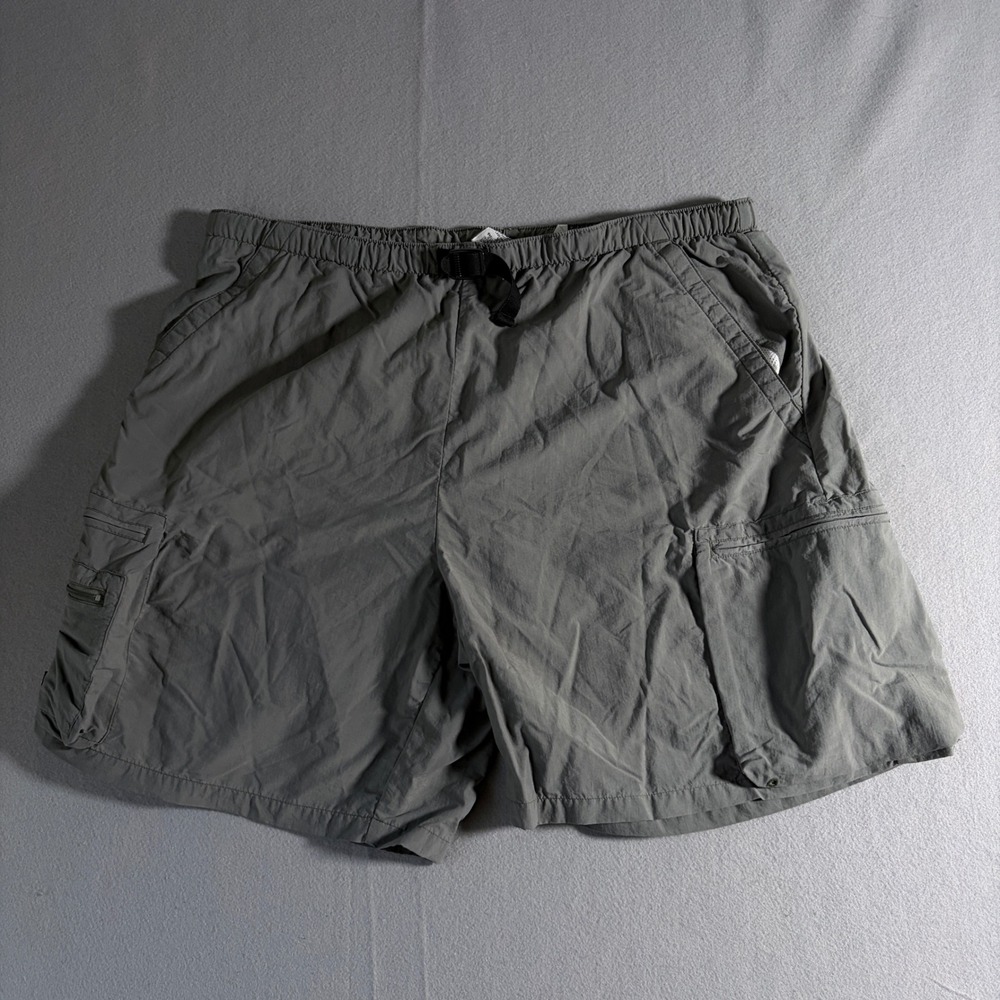 Columbia Sportswear Mens XL Grey Nylon Cargo Hiking Shorts Belted Gorpcore